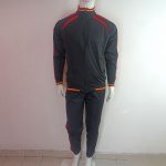 PANTS ROJO NEGRO RAYAS ROJAS TALLA M